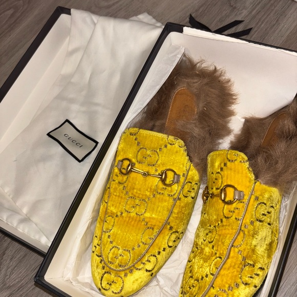 Yellow Velvet Monogram Gucci Princetown Size 42 - Picture 2 of 7